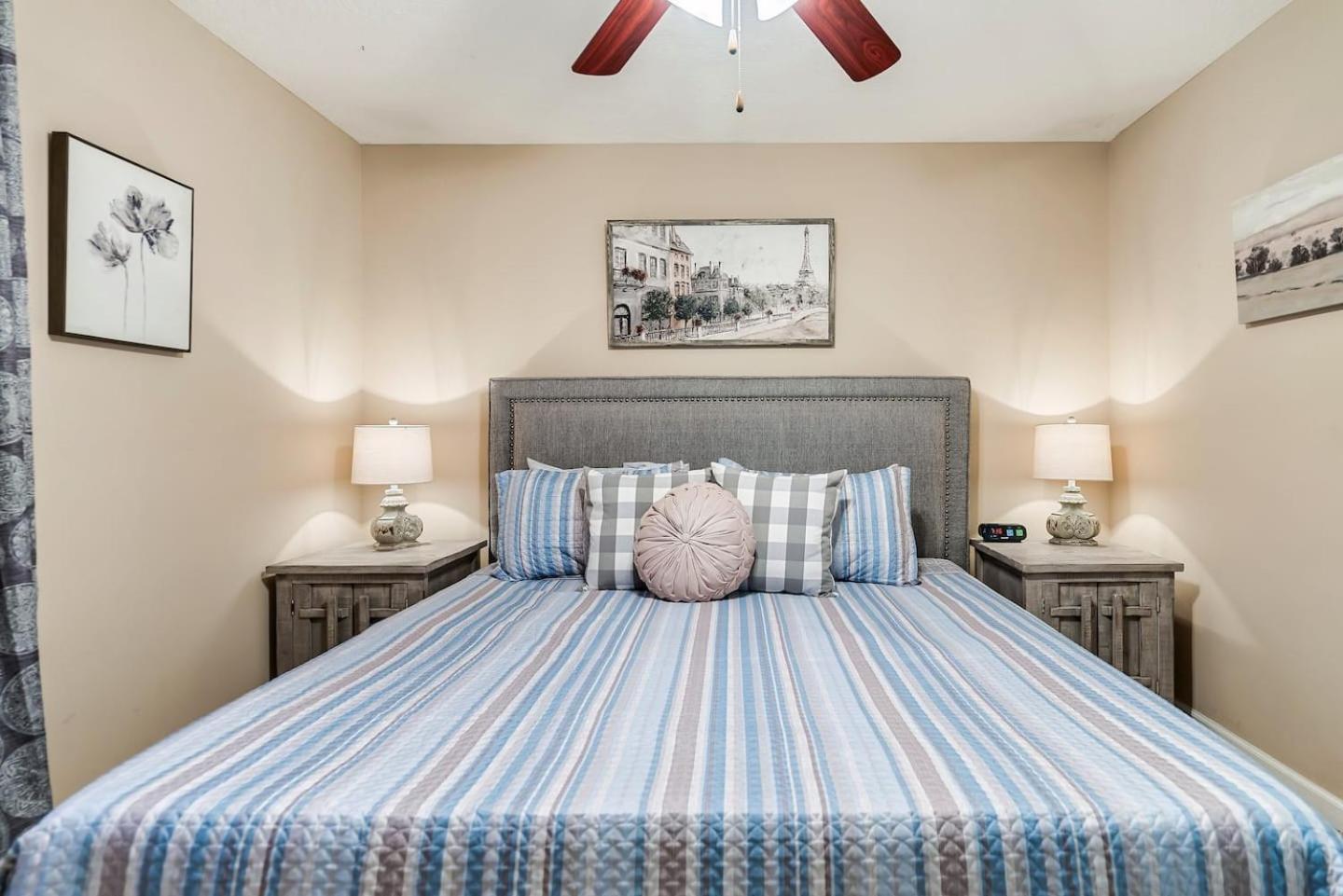 1 Mile To Pkwy, Pets, Hot Tub, Creekside, Porch Villa Pigeon Forge Dış mekan fotoğraf